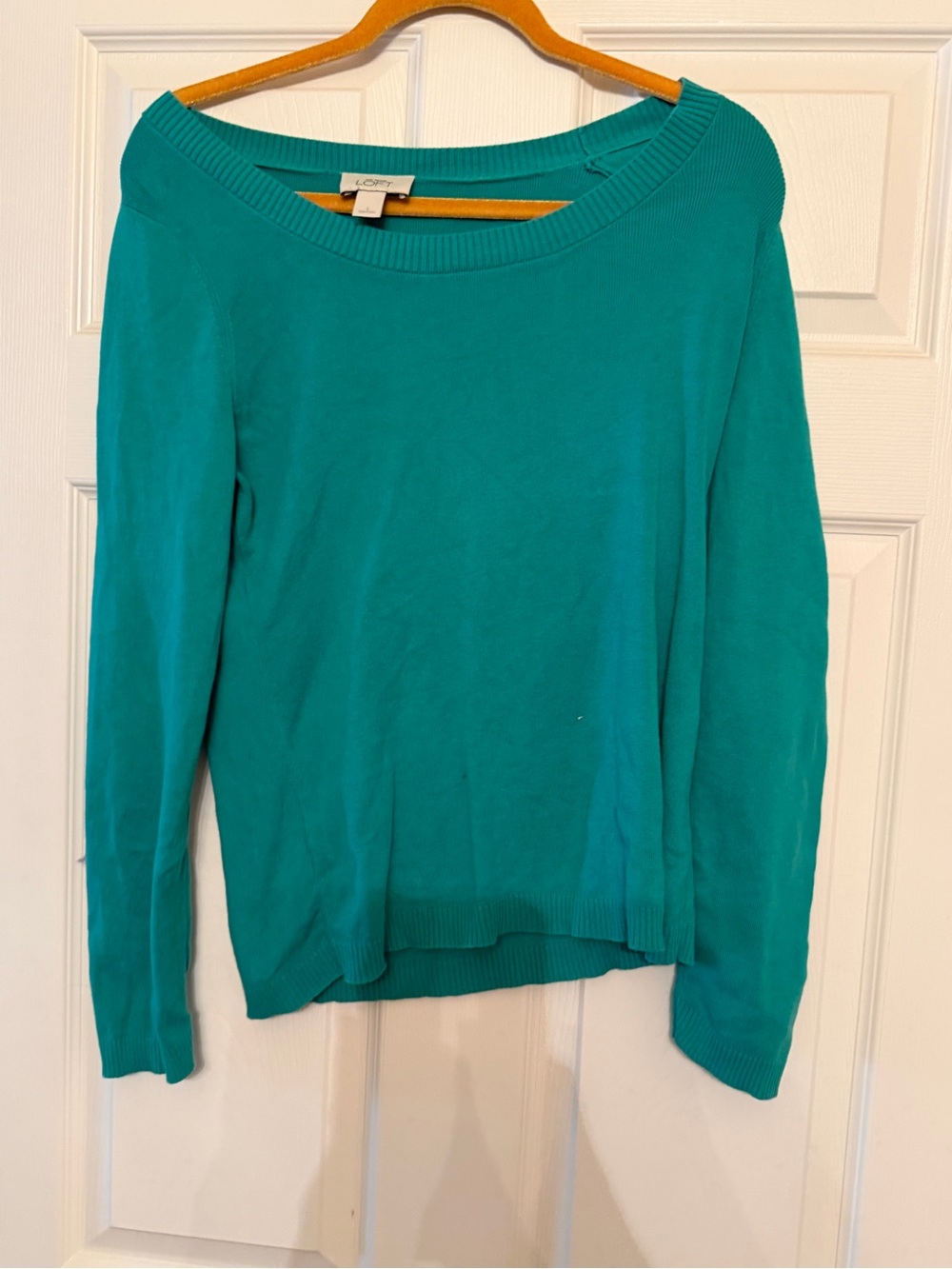 Ann Taylor LOFT Green Boat Neck Long Sleeve Sweater